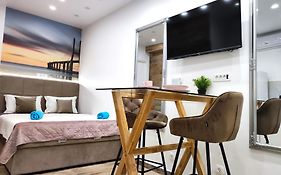 Bacvice Room & Studio